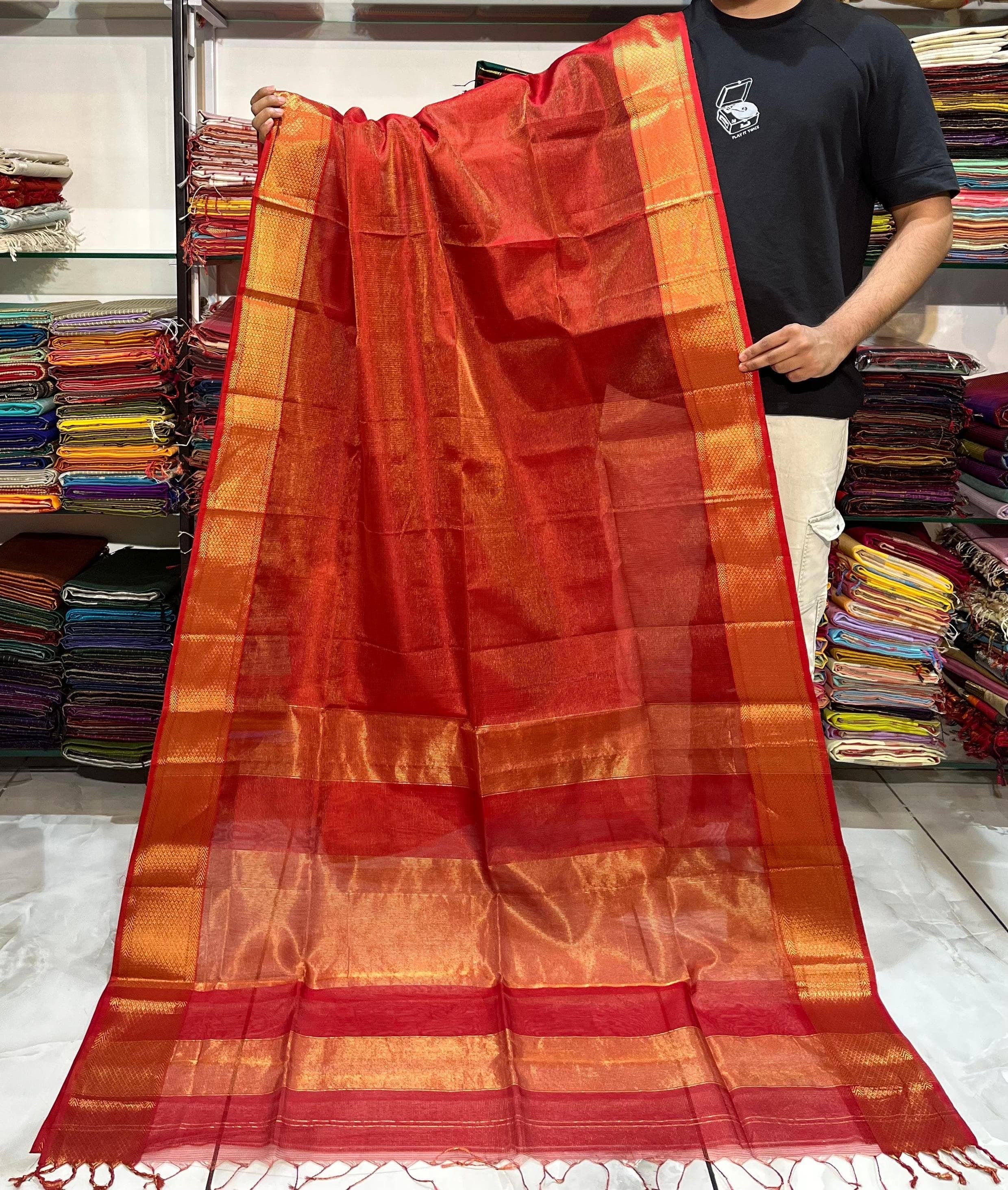Madavi - Pure Maheswari Silk Saree
