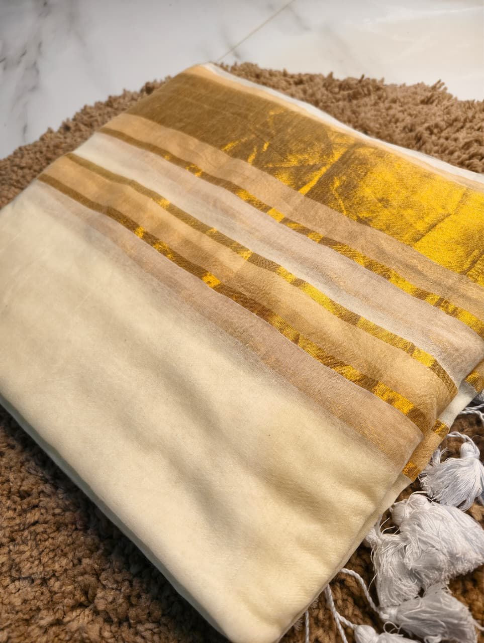 Savitri - 120 Mul Mul Handloom Cotton Saree
