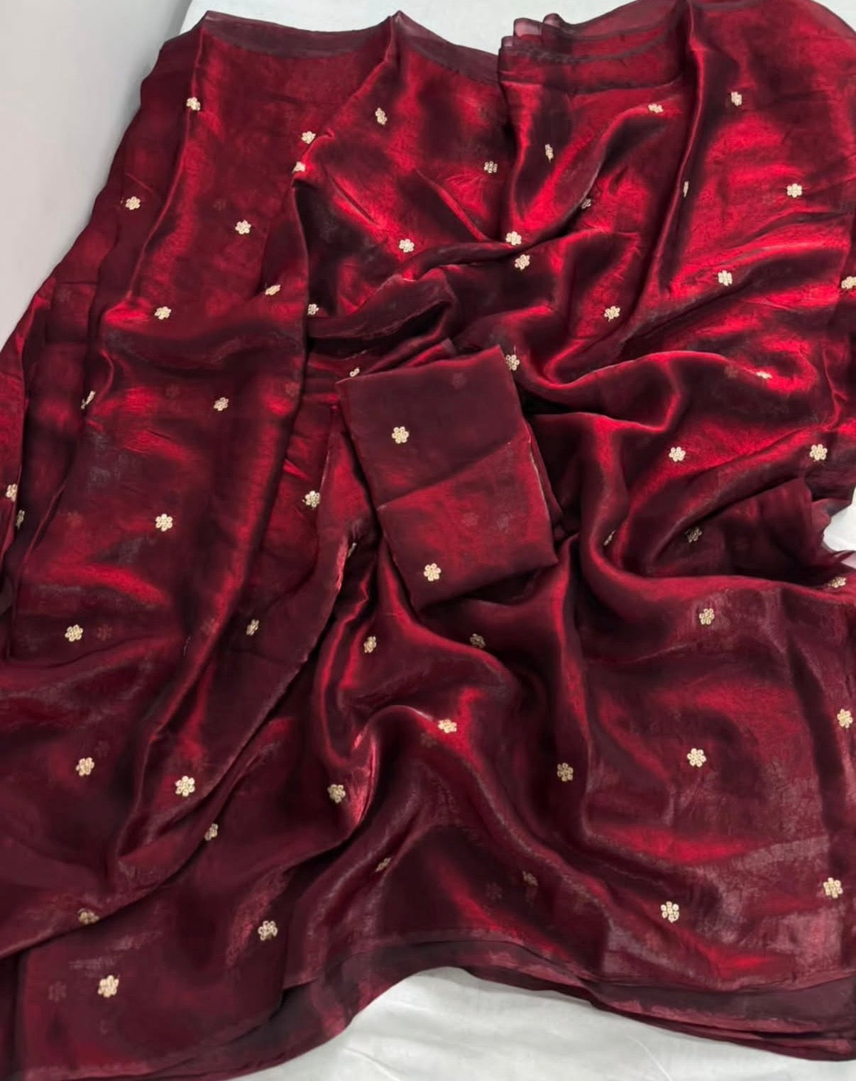 Mrinal - Crepe silk saree