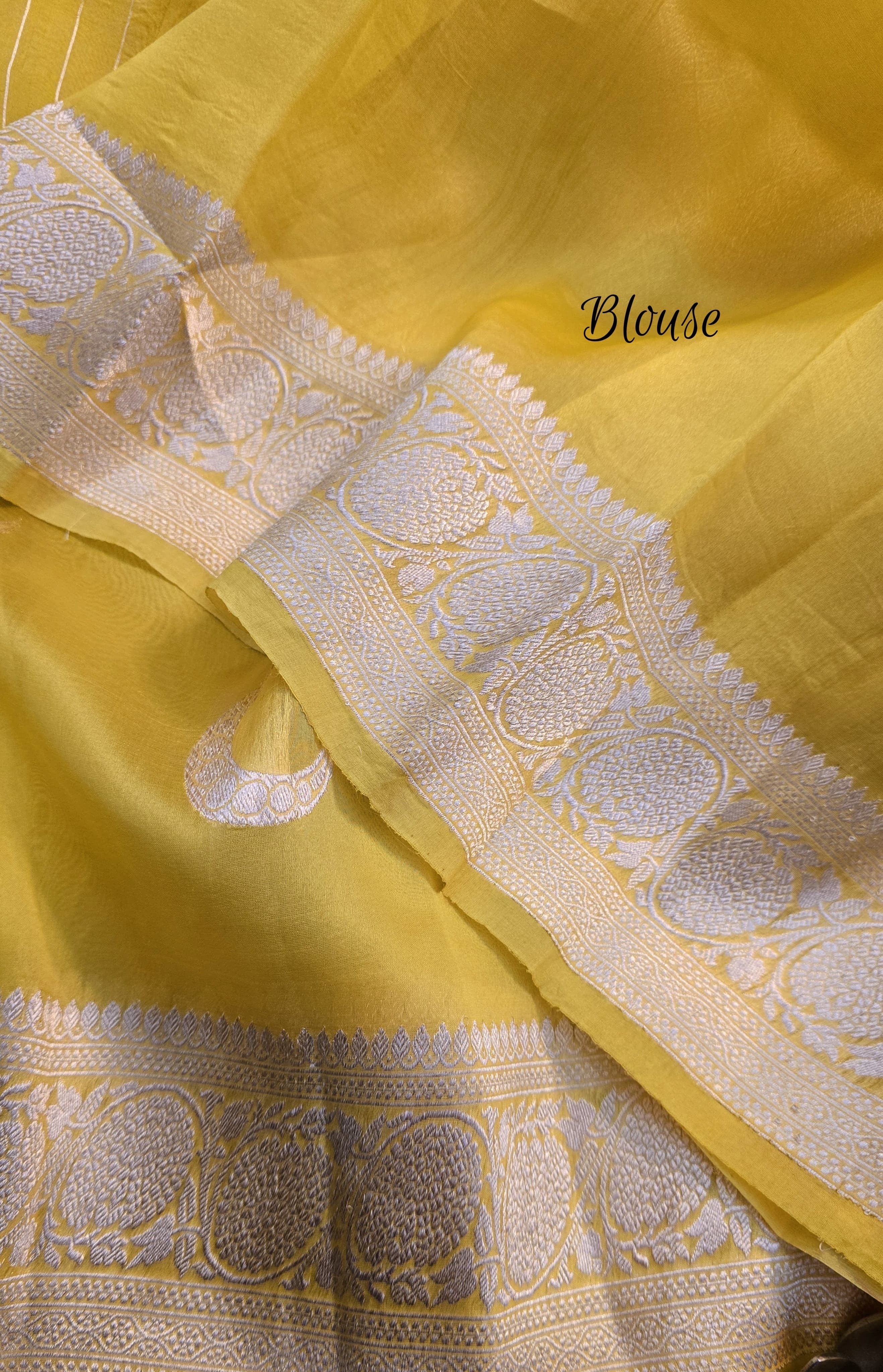 Farah - Pure Kora Silk Kadwa Handwoven Saree