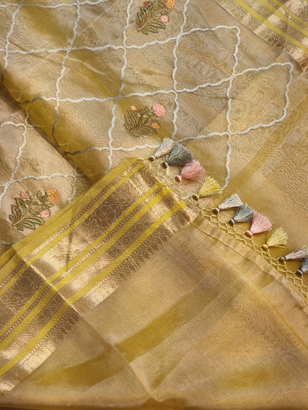 Zaara - Pure Metallic Tissue Banarasi Saree with Katan Border & Embroidery Jaal