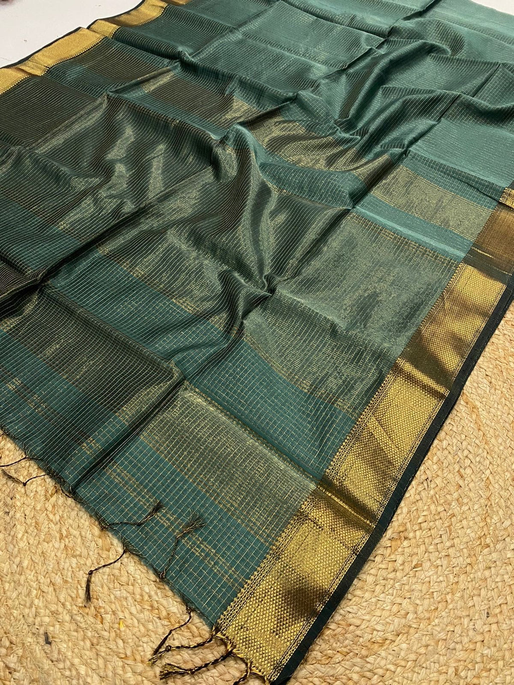 Leela - Maheshwari Silk-Cotton Saree – with zari checks