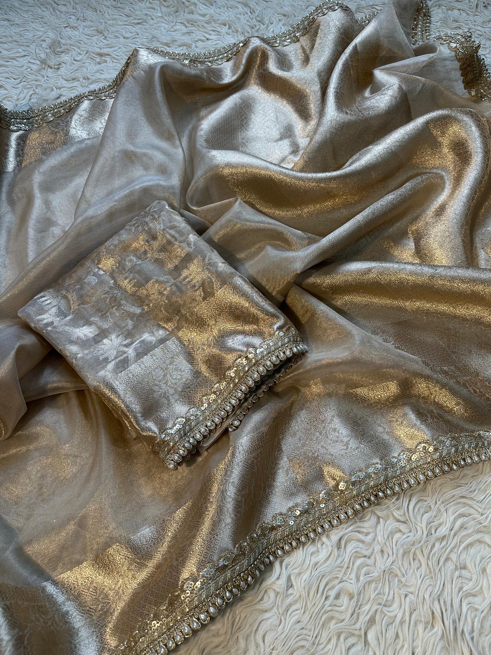 Sarangi - Gold Tissue Saree