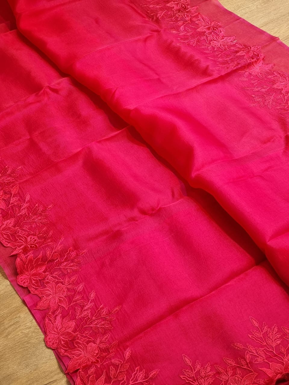 Kwab - Pure Organza Silk Embroidery Alfi Cutwork Scallop Border Saree