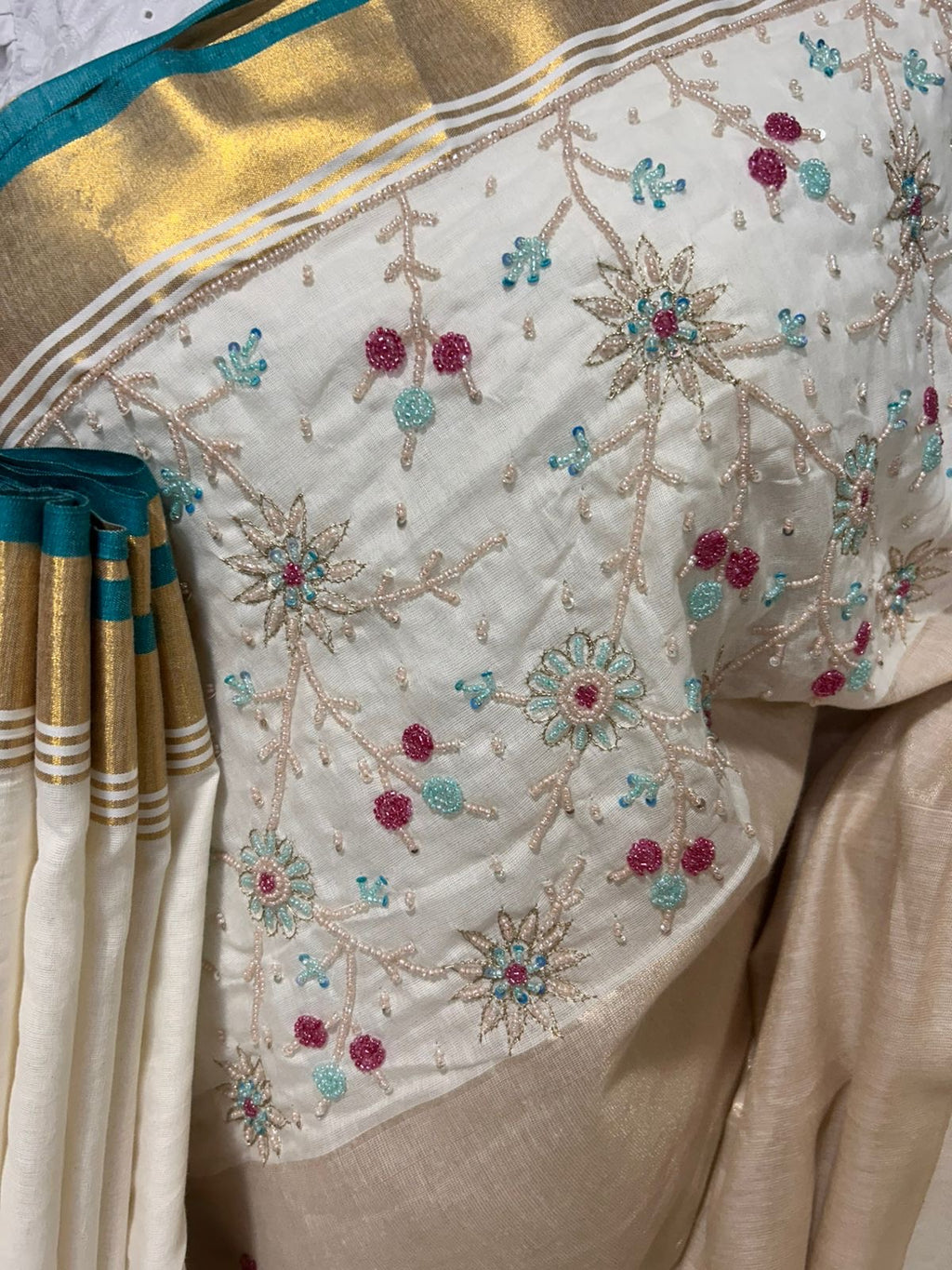 Varna - Handwoven Handloom Soft Cotton Saree