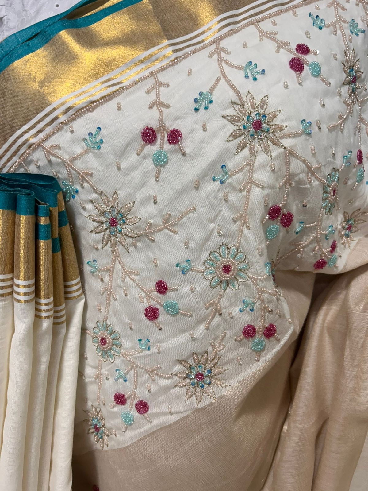 Varna - Handwoven Handloom Soft Cotton Saree