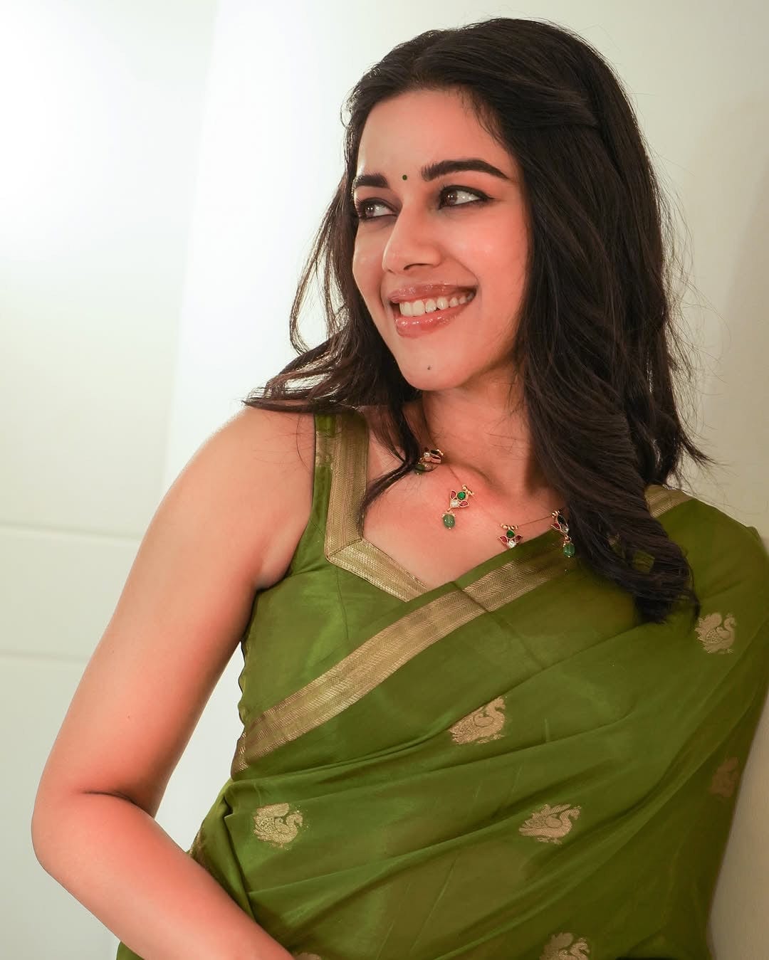 Neena - Mysore silk crepe with peacock Jacquard