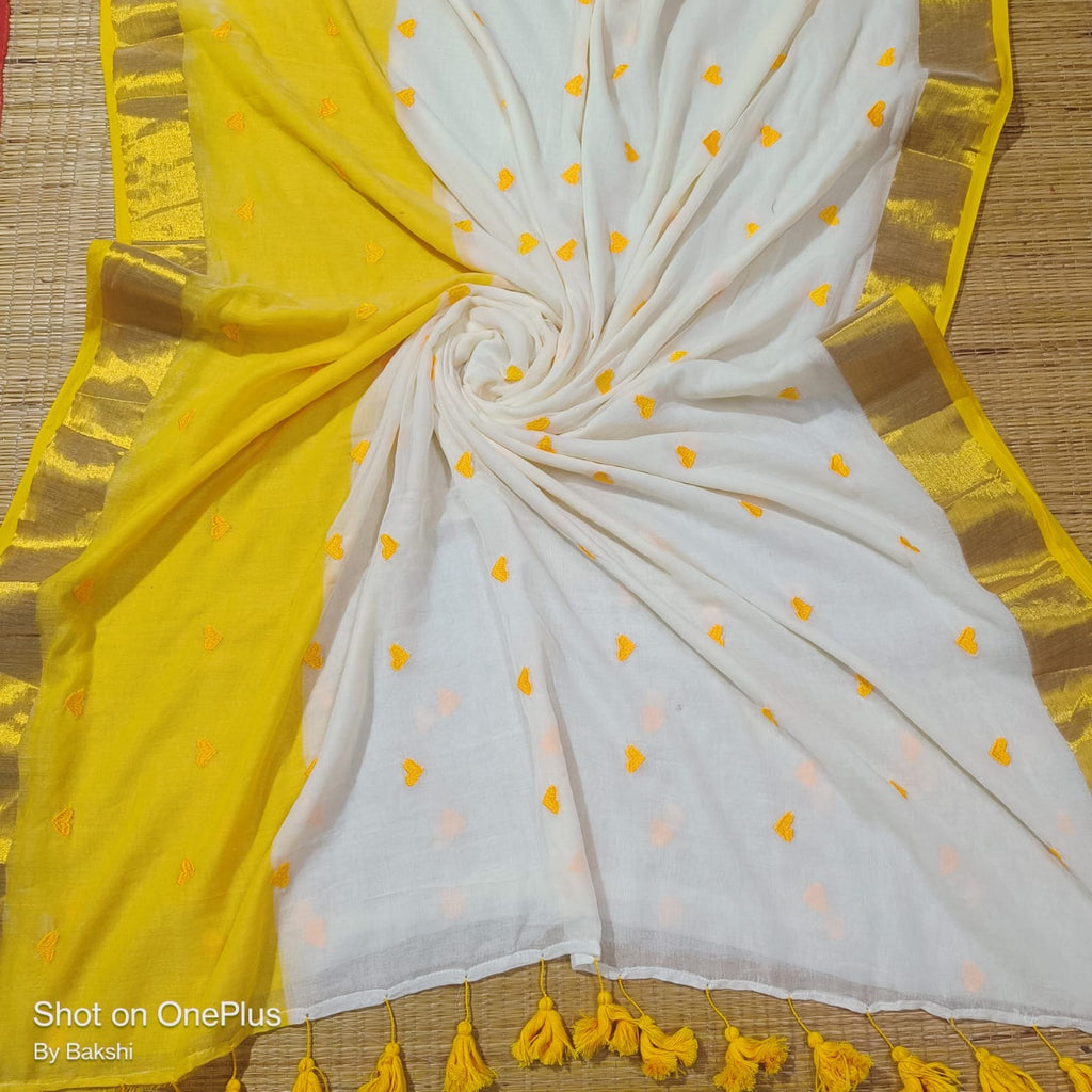 Sampatha - 120 Mul Mul Handloom Cotton Saree with embroidery