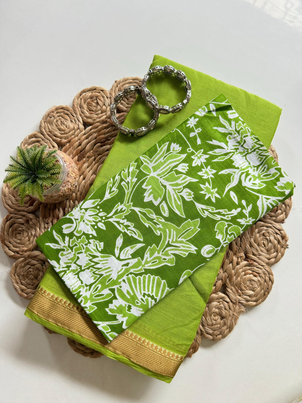 Navami Mul Cotton Saree – Resham Weaving Border with Tassels