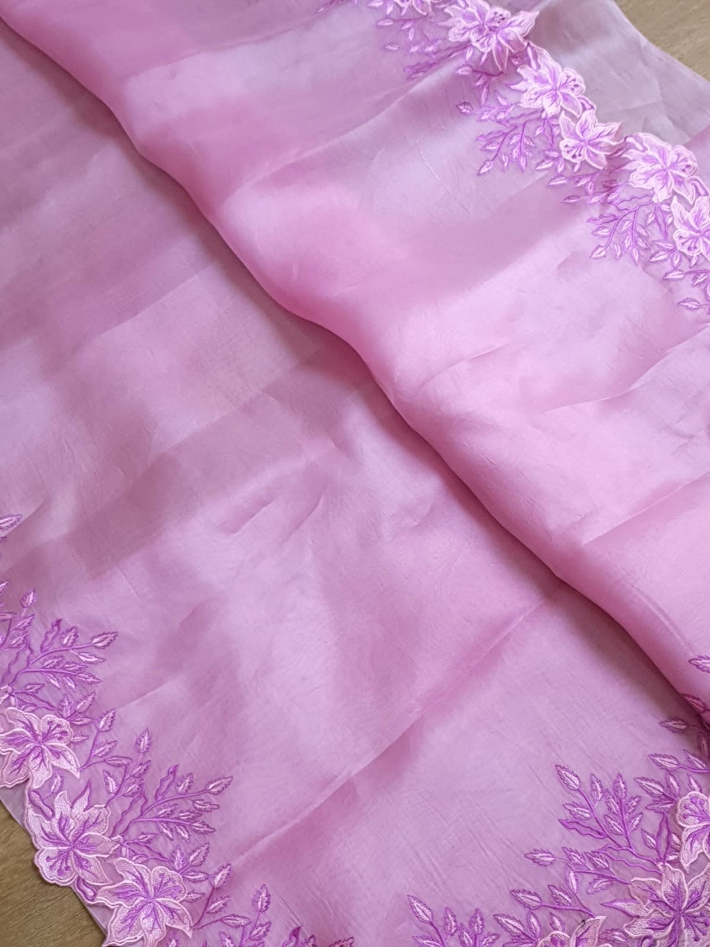 Kwab - Pure Organza Silk Embroidery Alfi Cutwork Scallop Border Saree