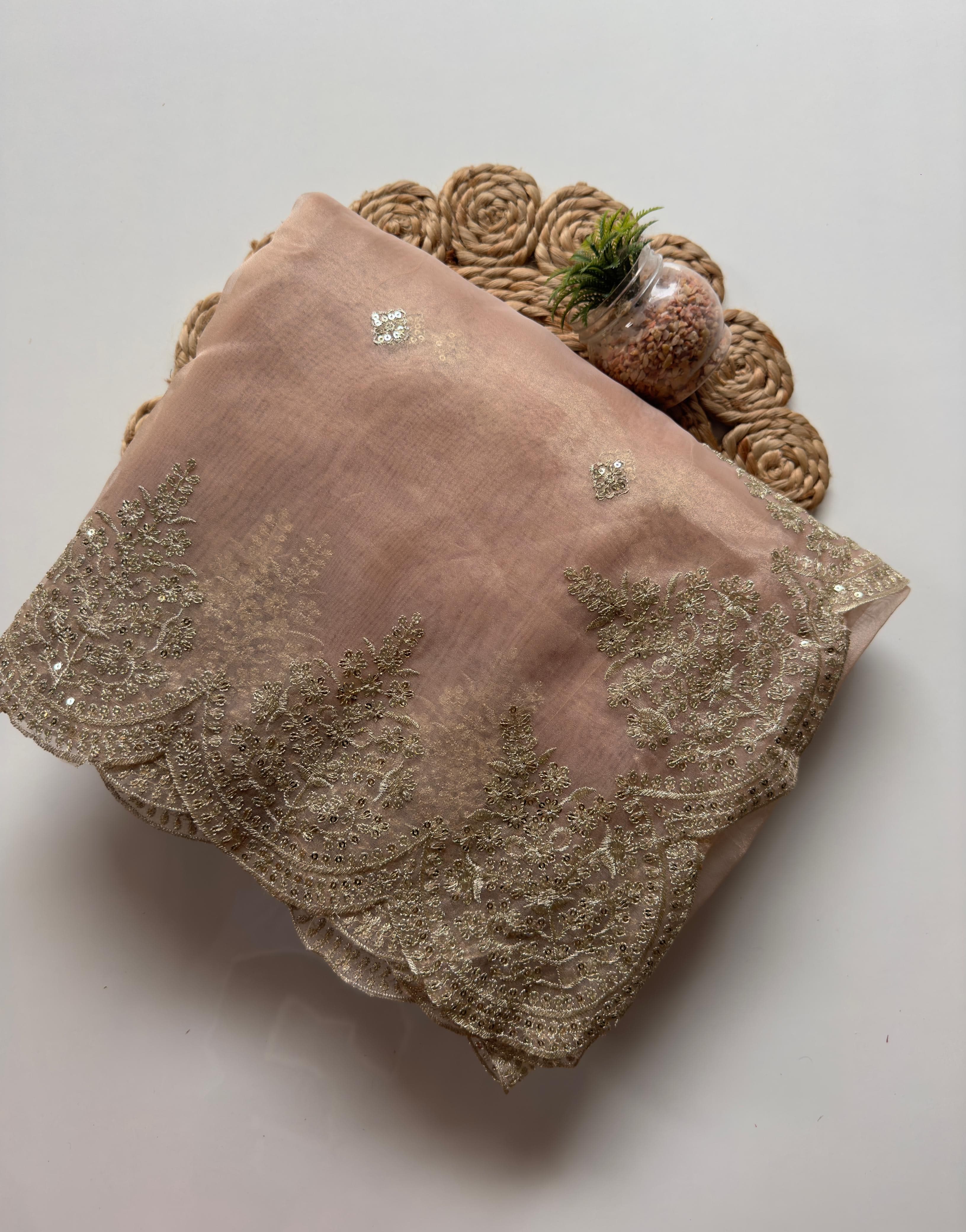 Sia – Soft Organza Drape