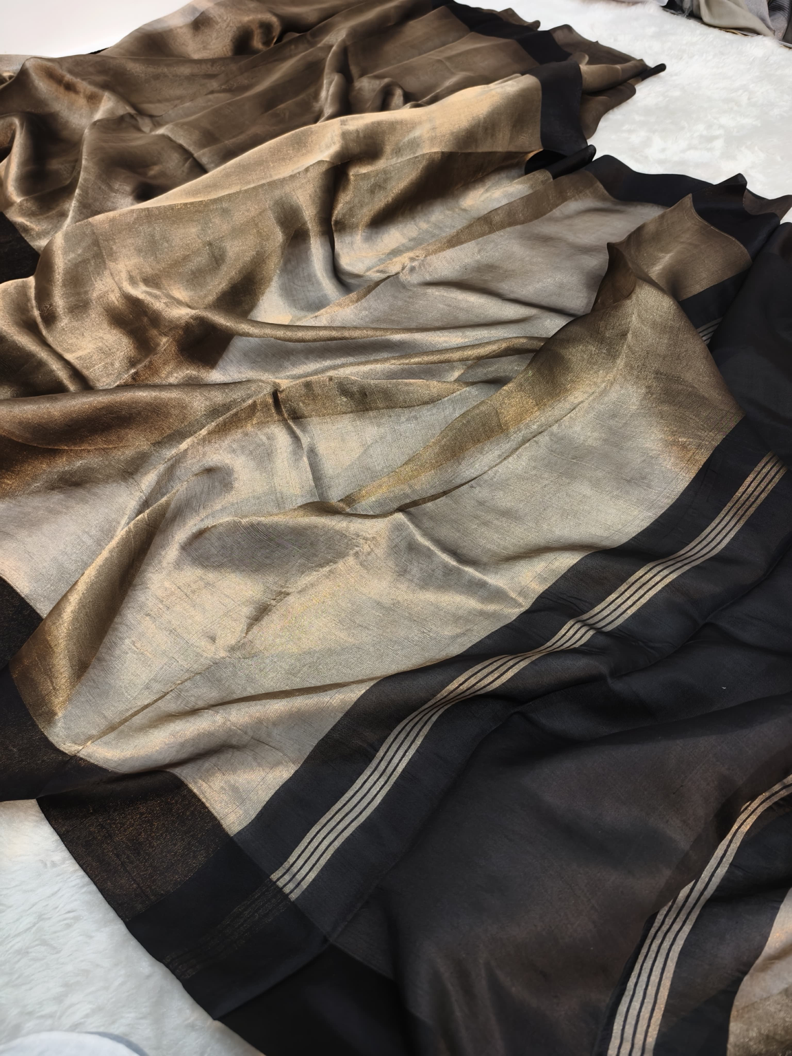Tritya- Pure Tissue Silk Saree