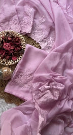 Nia Soft Tebby Silk Saree – With Scallop Border Blouse Piece & Embroidered Sleeves