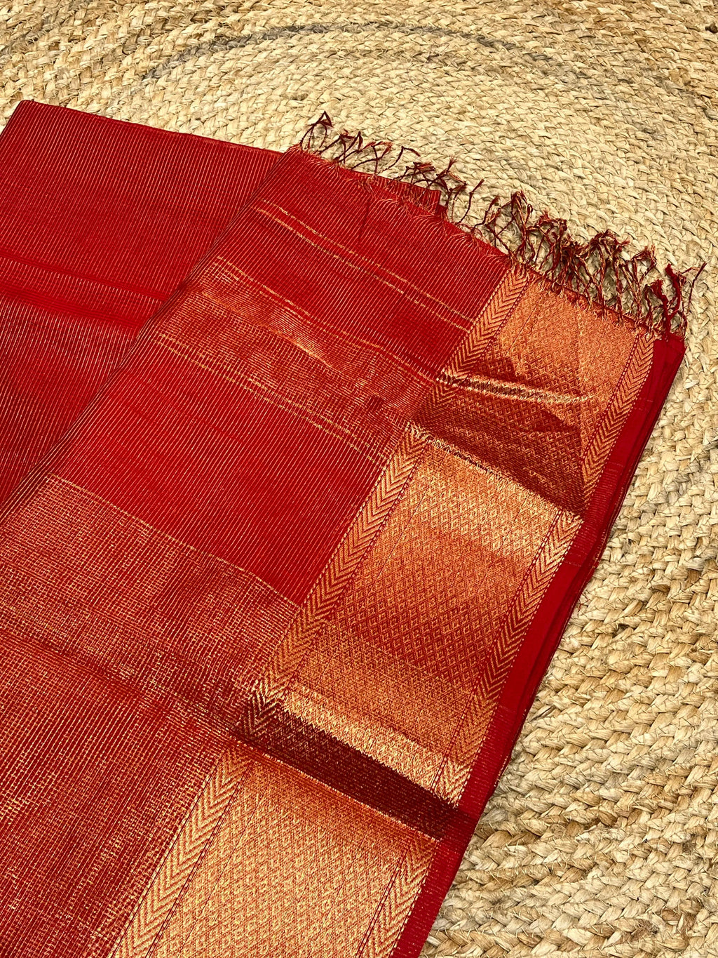 Madavi - Pure Maheswari Silk Saree