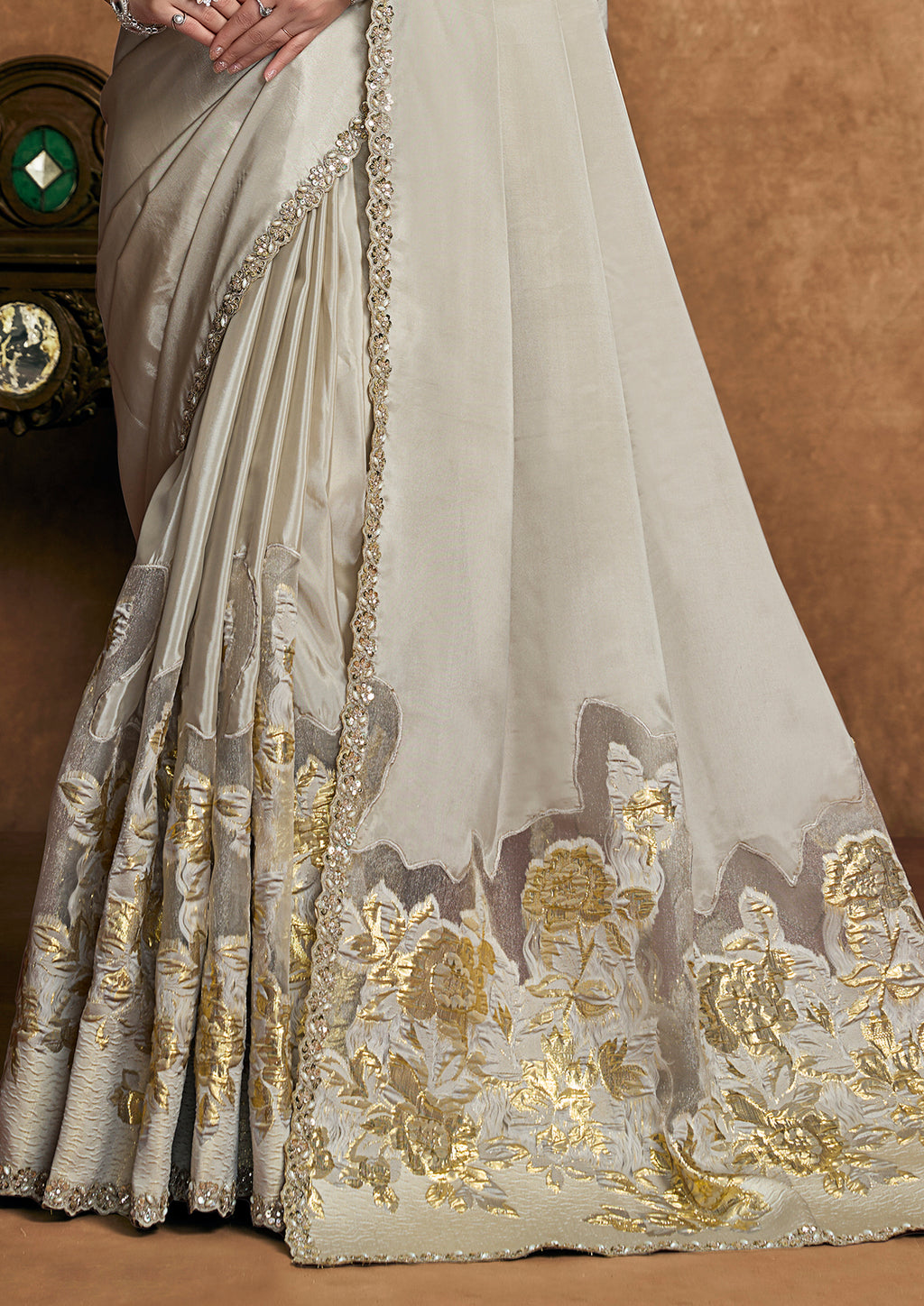 Vihana - Designer Uppada Silk Saree