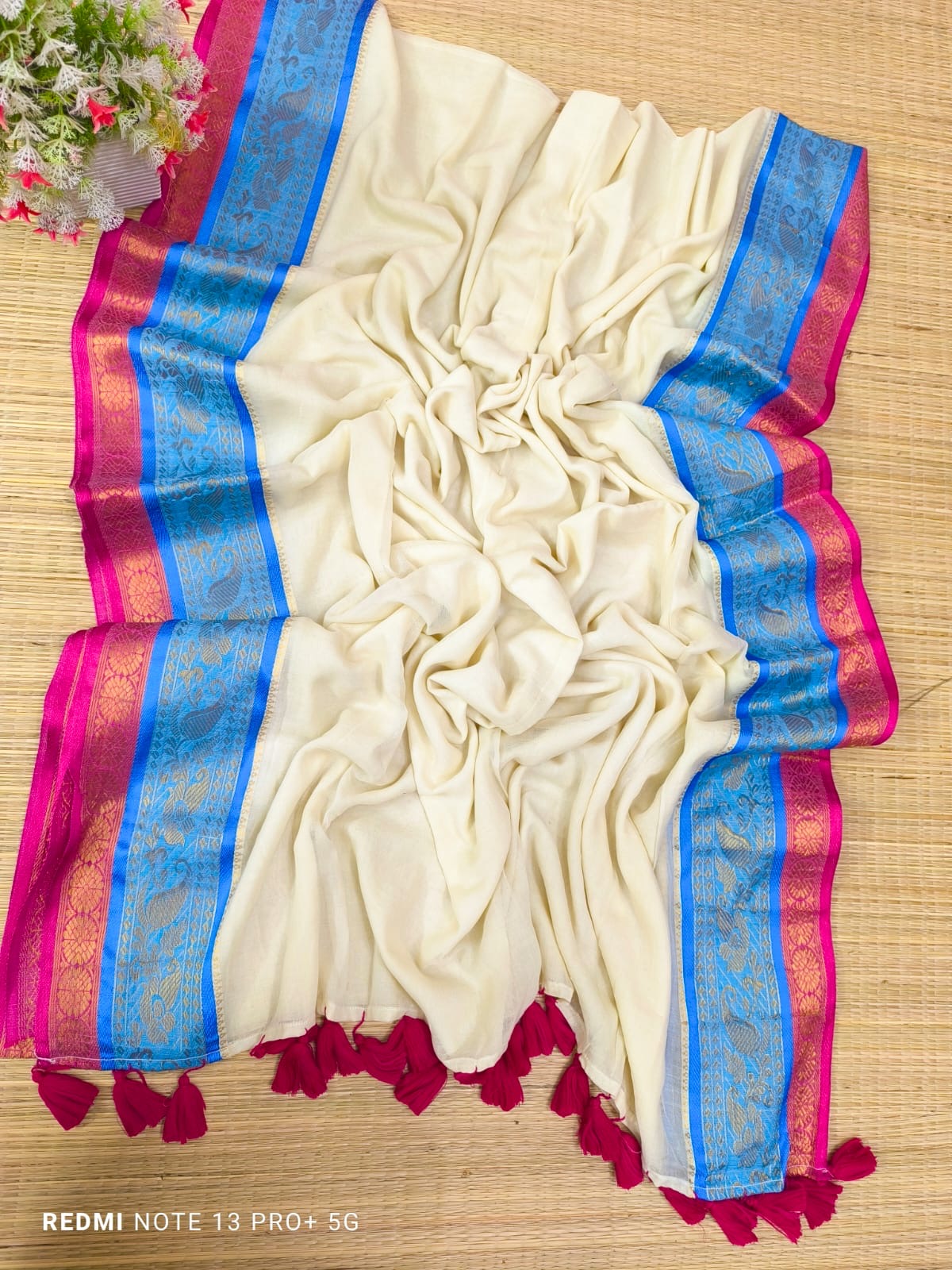 Shyama - 120 Mul Mul Handloom Cotton Saree