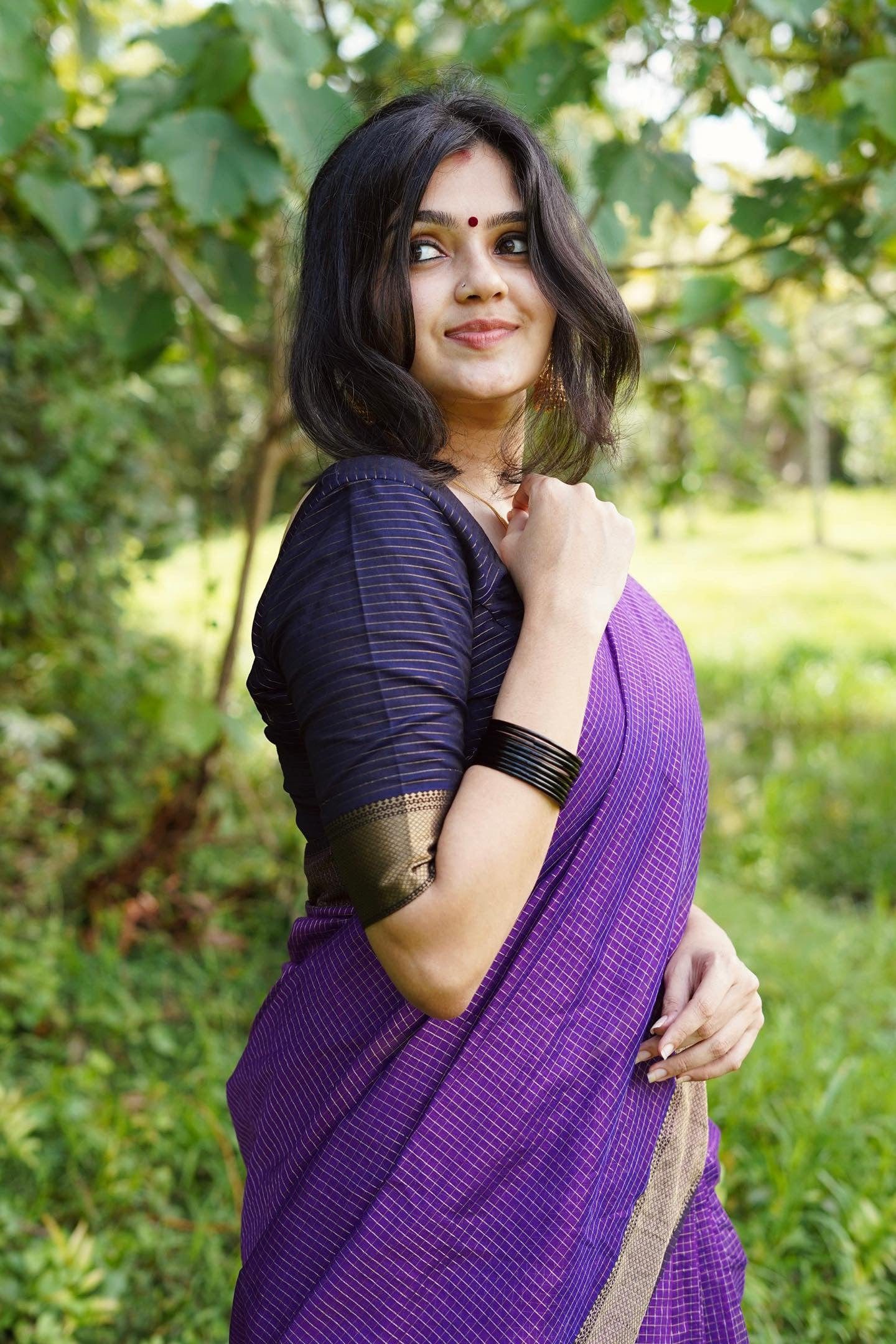 Silpa - Maheshwari Silk Saree – Royal Purple with Golden Zari Handloom Border