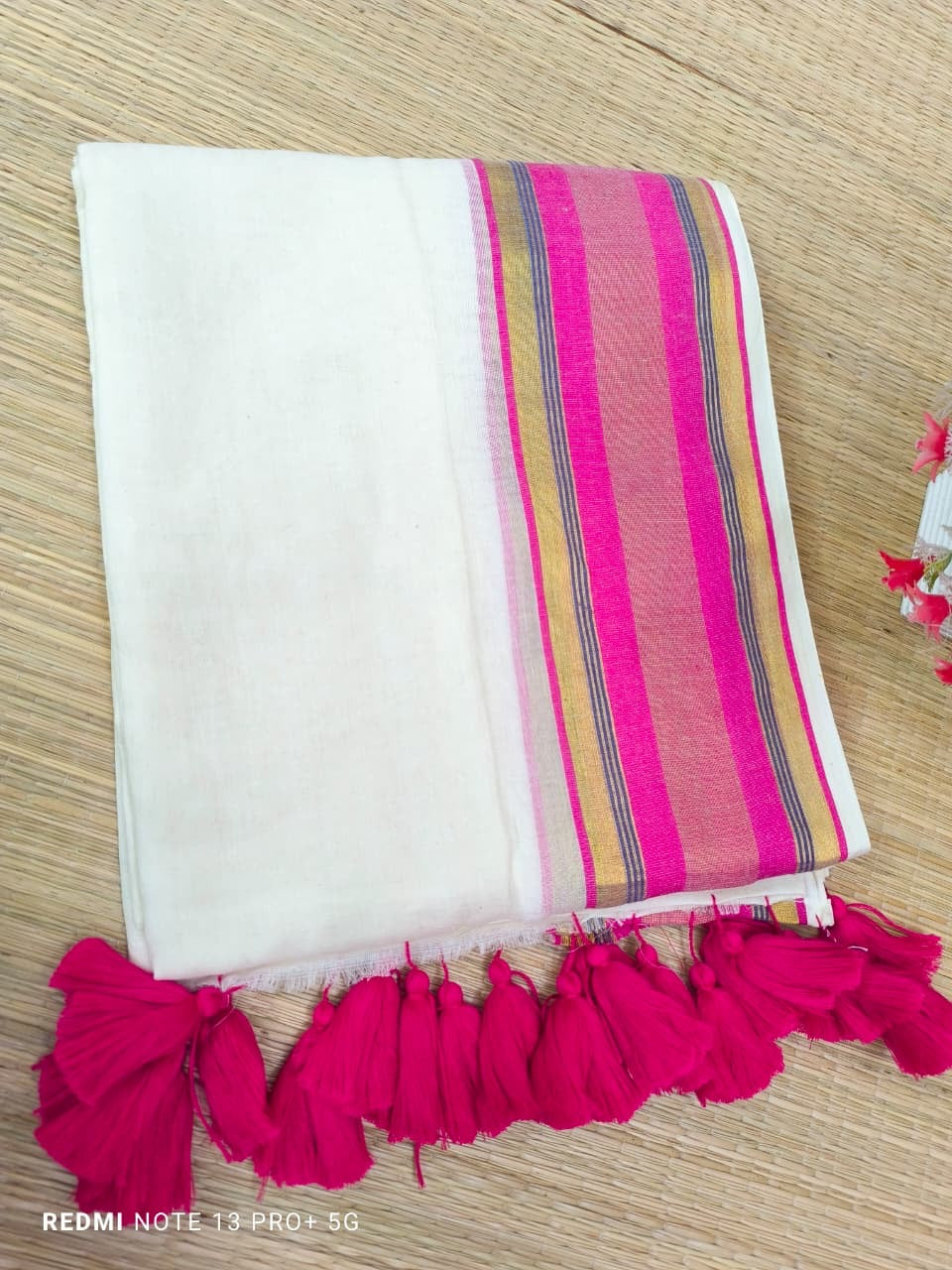 Sarayu - 120 Mul Mul Handloom Cotton Saree