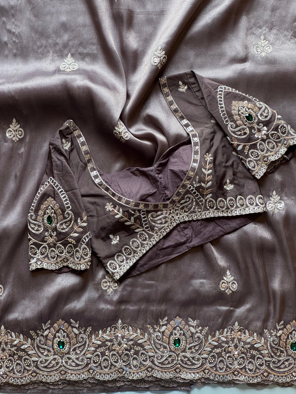 Yuva - Designer Handwork Saree
