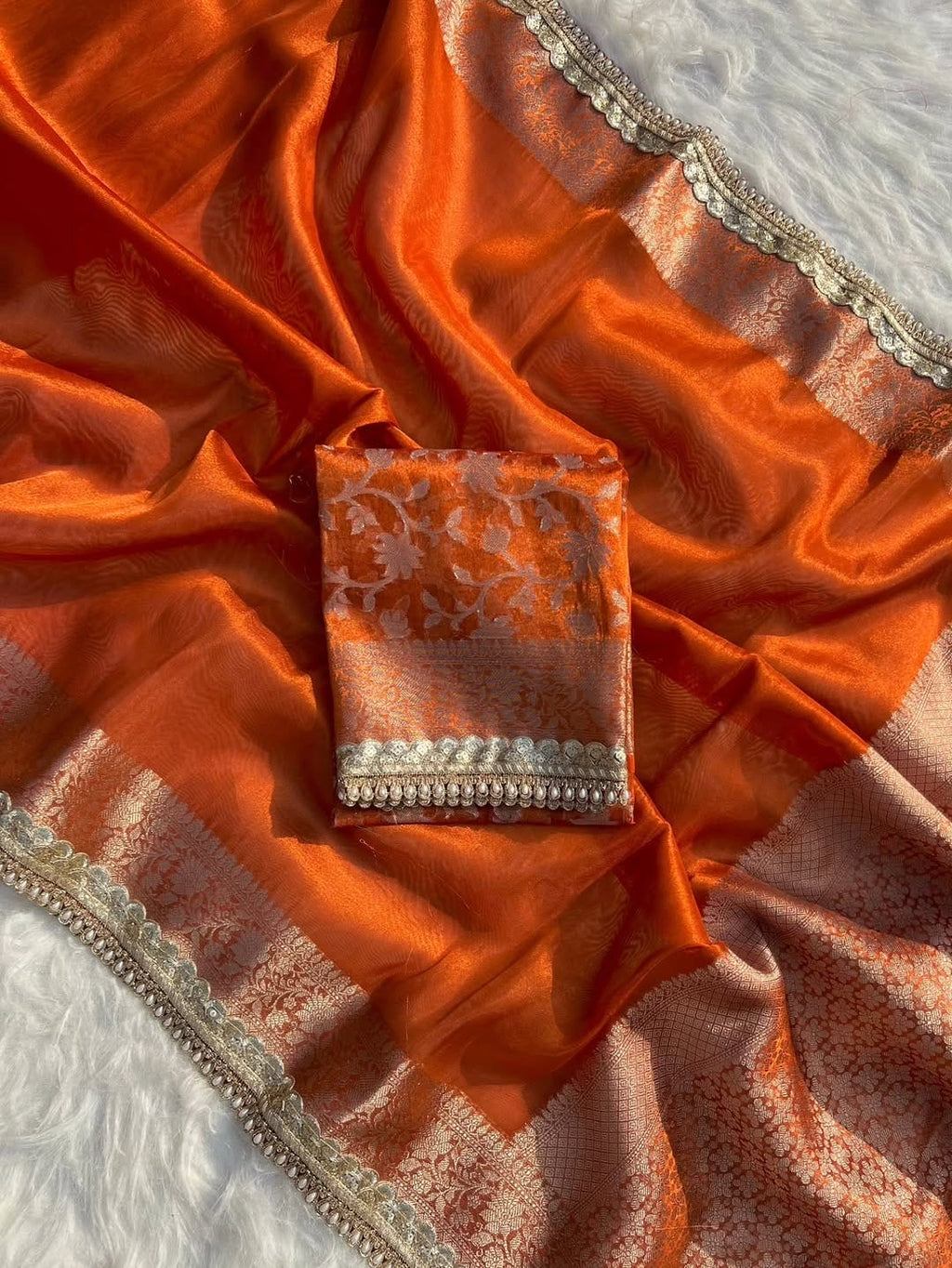 Sarangi - Gold Tissue Saree