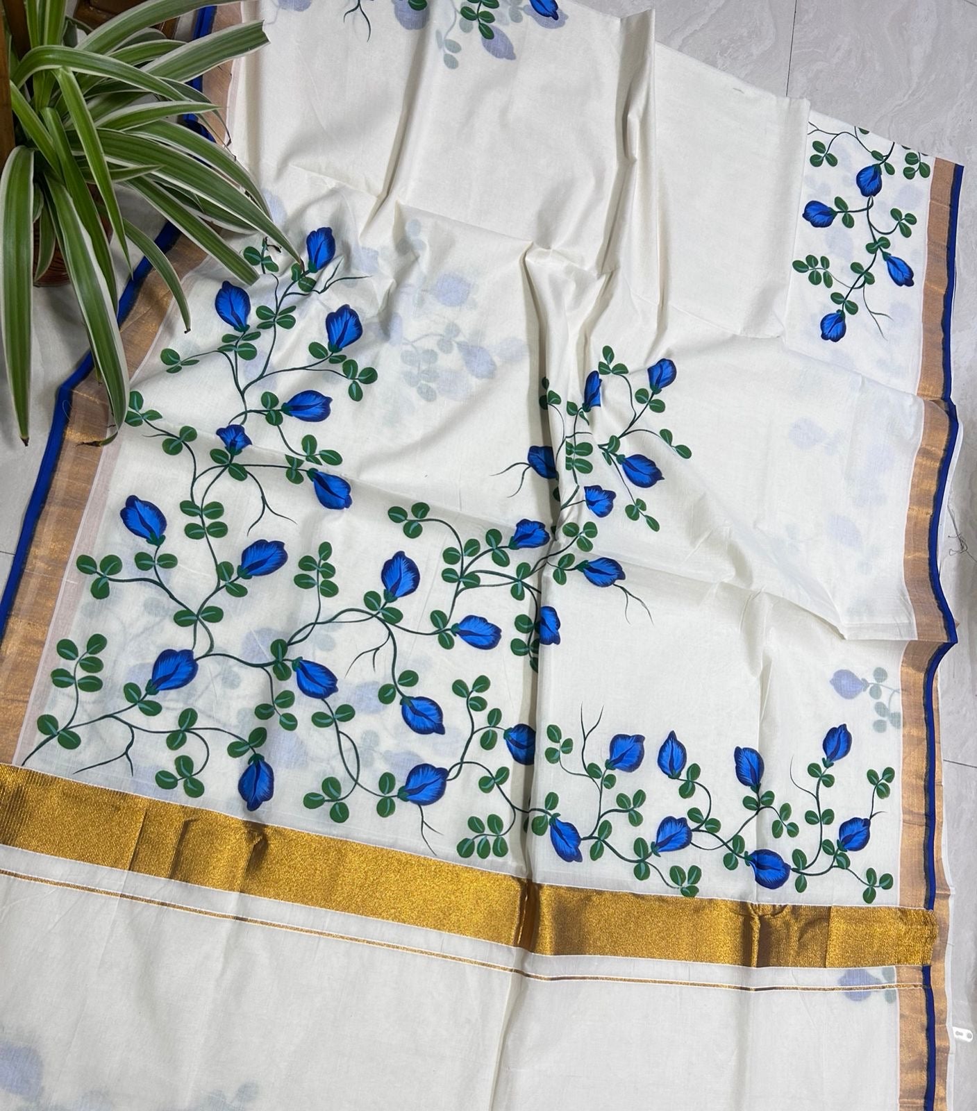 Menaka - Handwoven Handloom Soft Cotton Saree