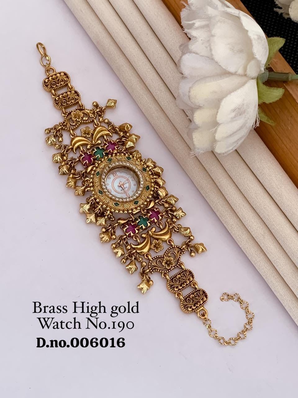 ZP9-Gold Traditional watch