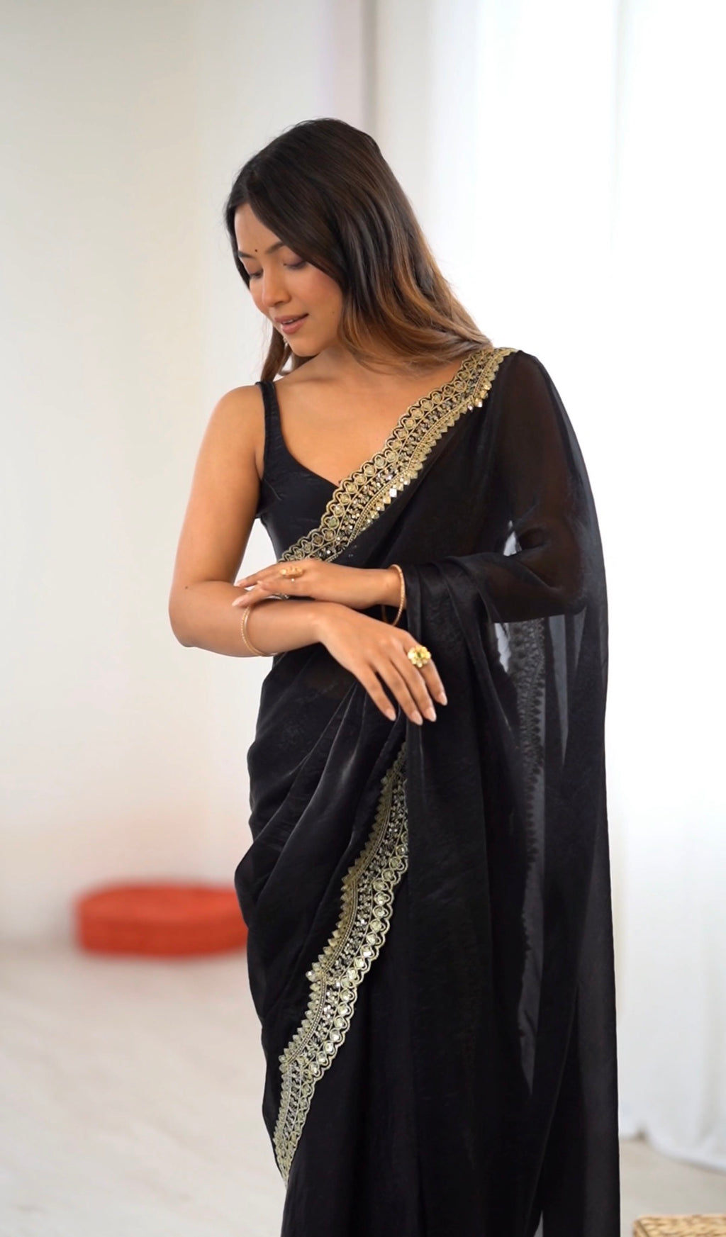 Mrunal - Crepe silk saree