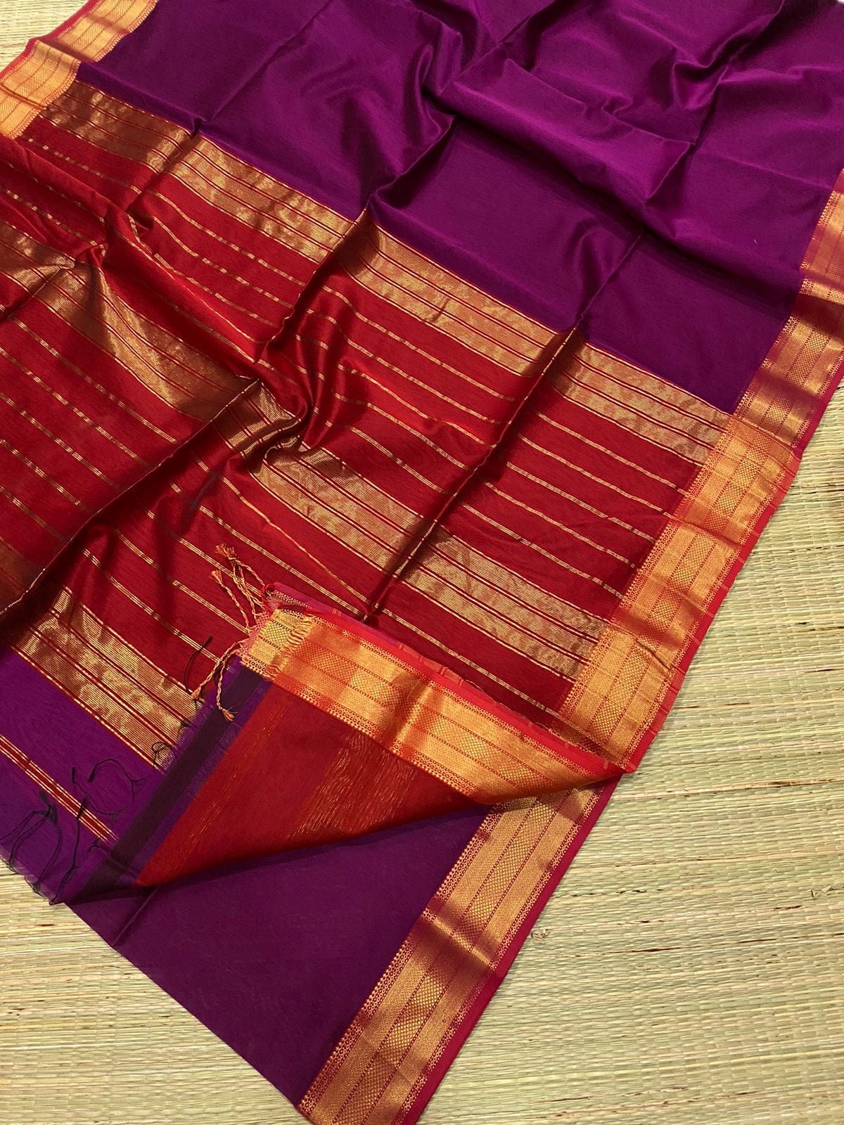 Diya Maheshwari Handloom Jari Chatai Border Saree