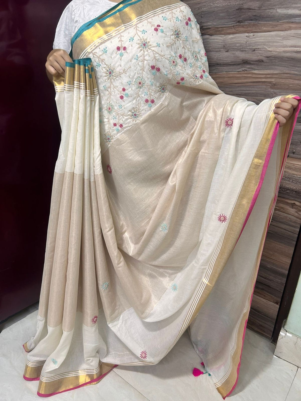 Varna - Handwoven Handloom Soft Cotton Saree