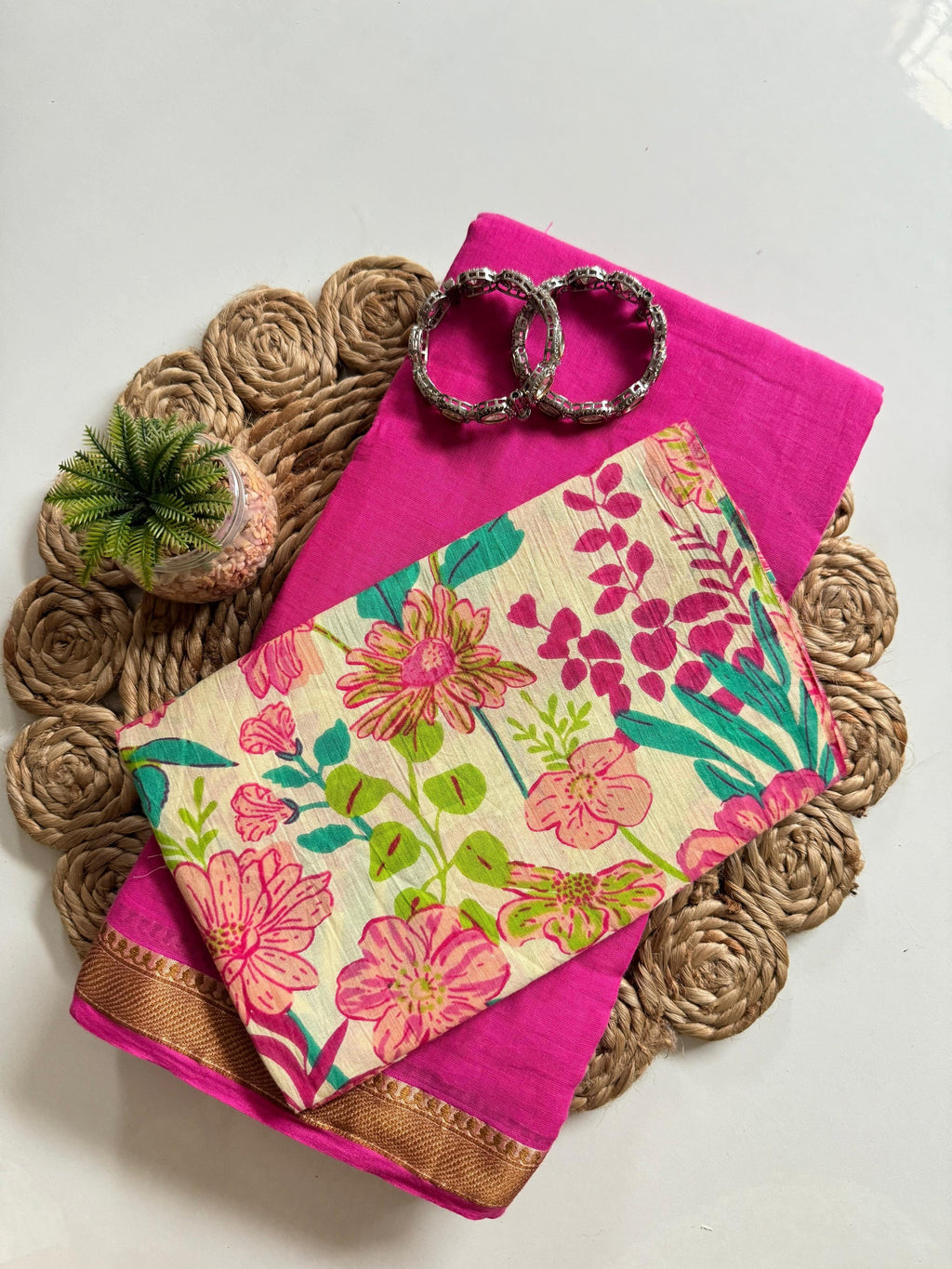 Navami Mul Cotton Saree – Resham Weaving Border with Tassels