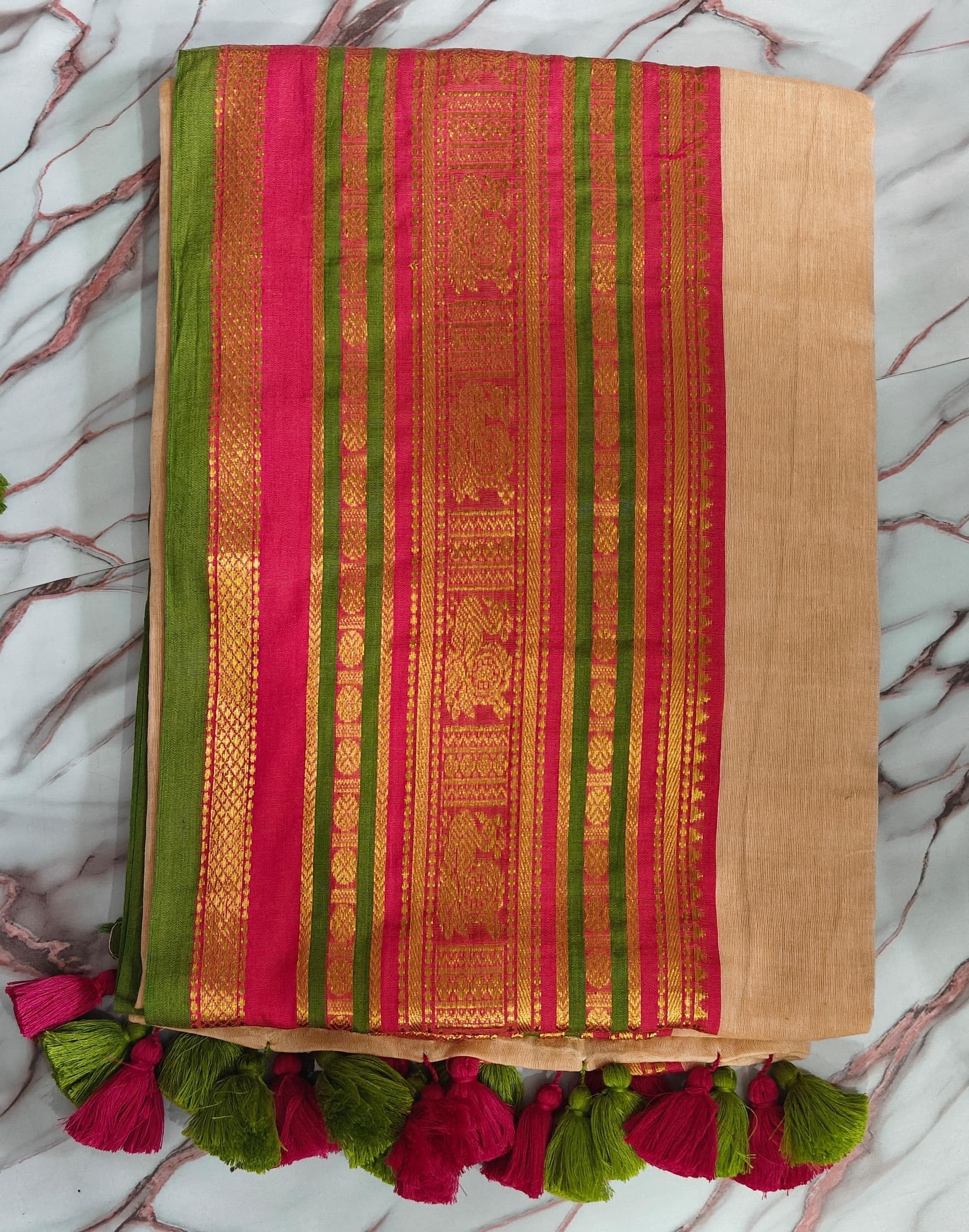 Sunisha - 120 Mul Mul Cotton Saree