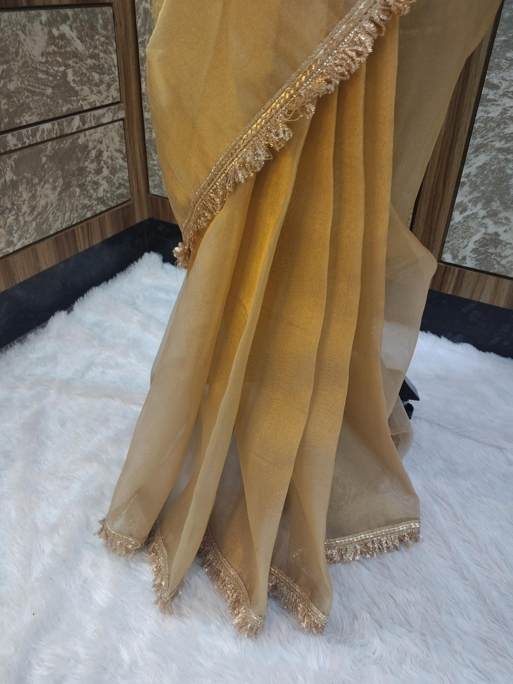 Driti - Tissue Silk Saree