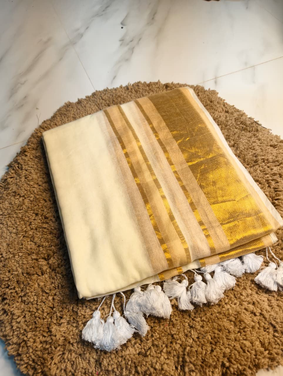 Savitri - 120 Mul Mul Handloom Cotton Saree