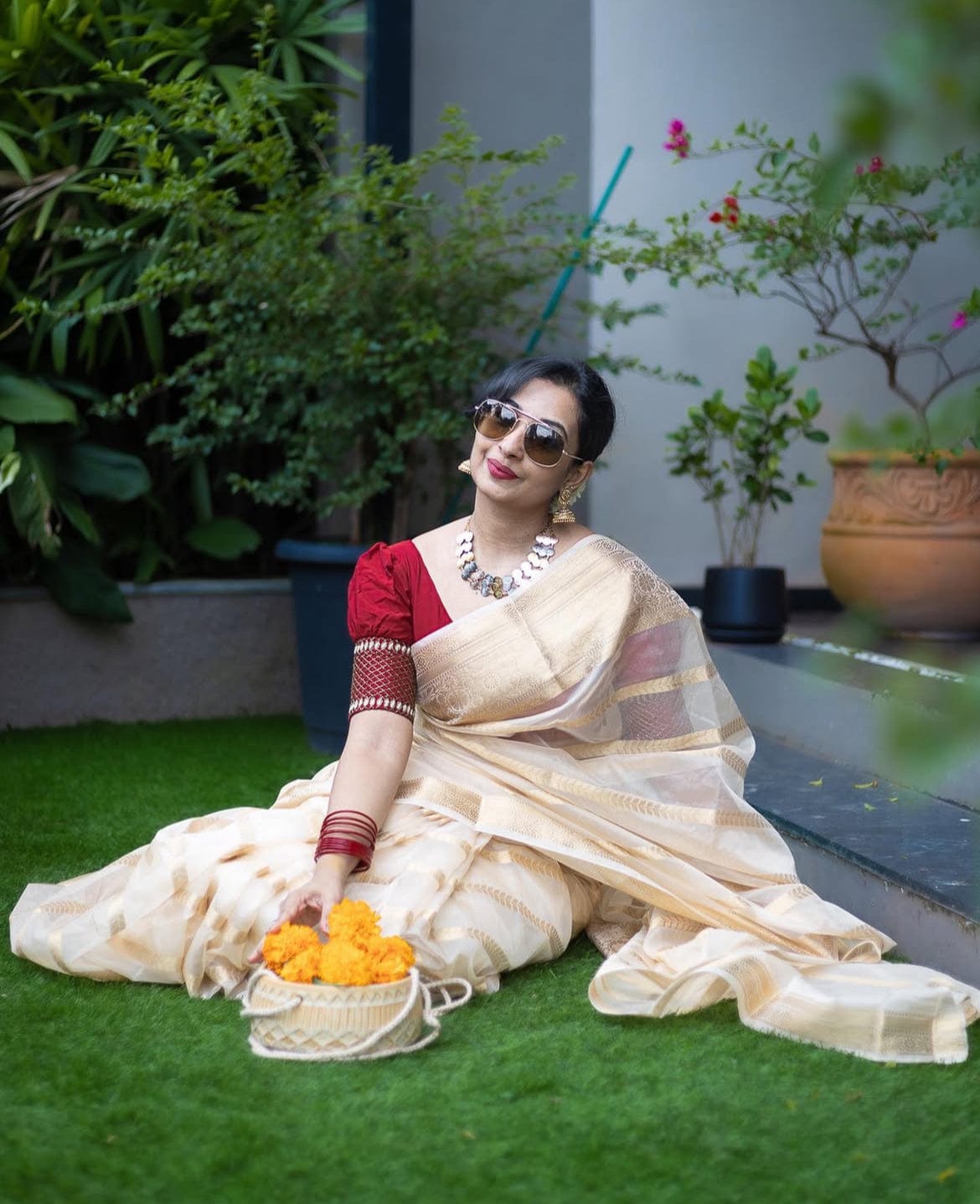 Sheetal - Onam Special Tissue Edition