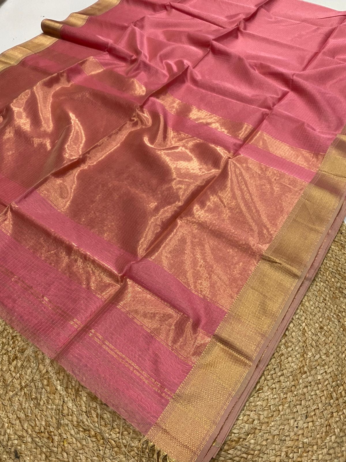 Leela - Maheshwari Silk-Cotton Saree – with zari checks