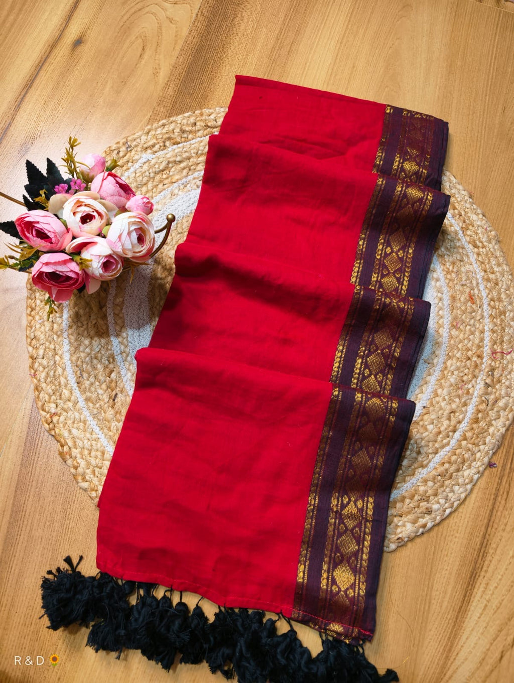 Kalini - 120 Mul Mul Handloom Cotton Saree