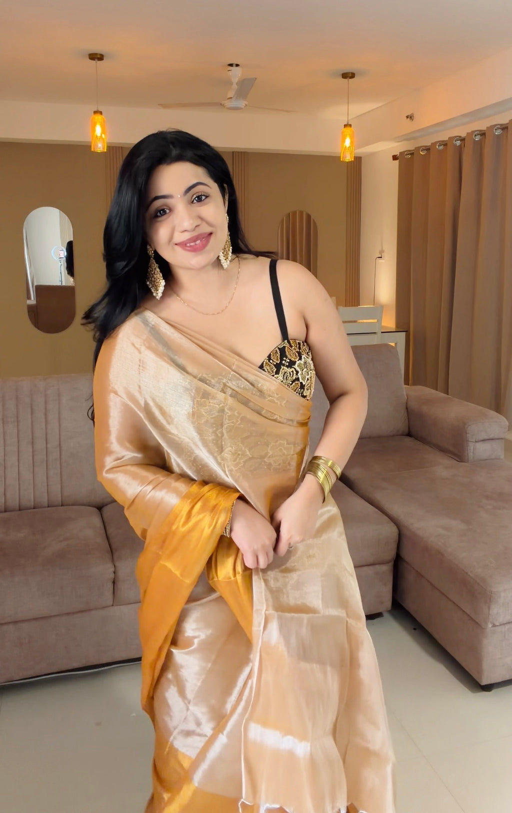 Tritva - Handloom Tissue Silk Saree