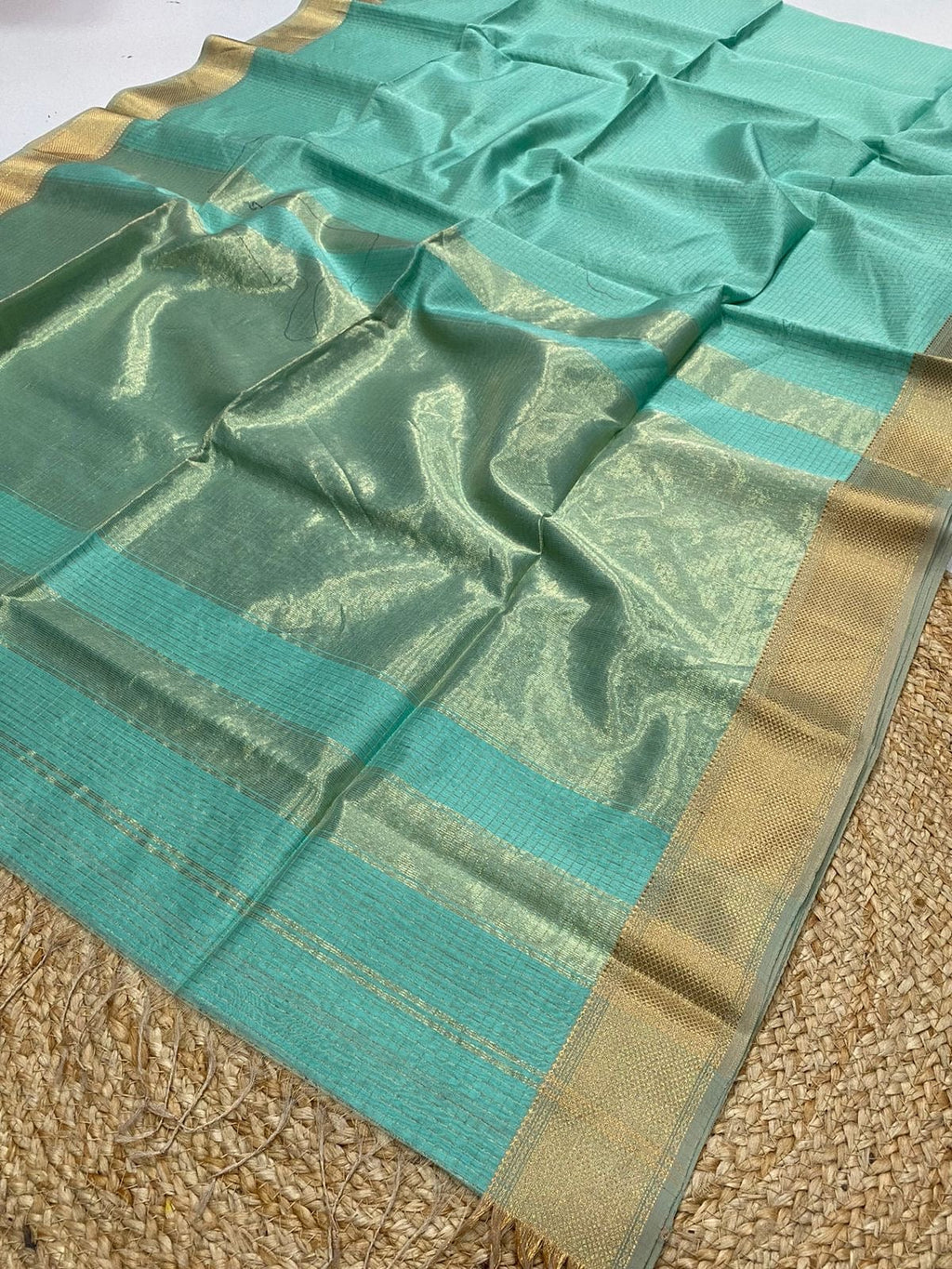 Leela - Maheshwari Silk-Cotton Saree – with zari checks