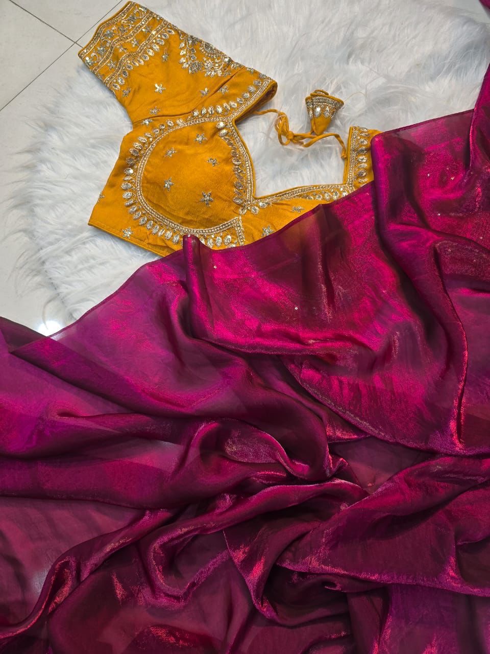 Sona - Crepe Tissue Saree