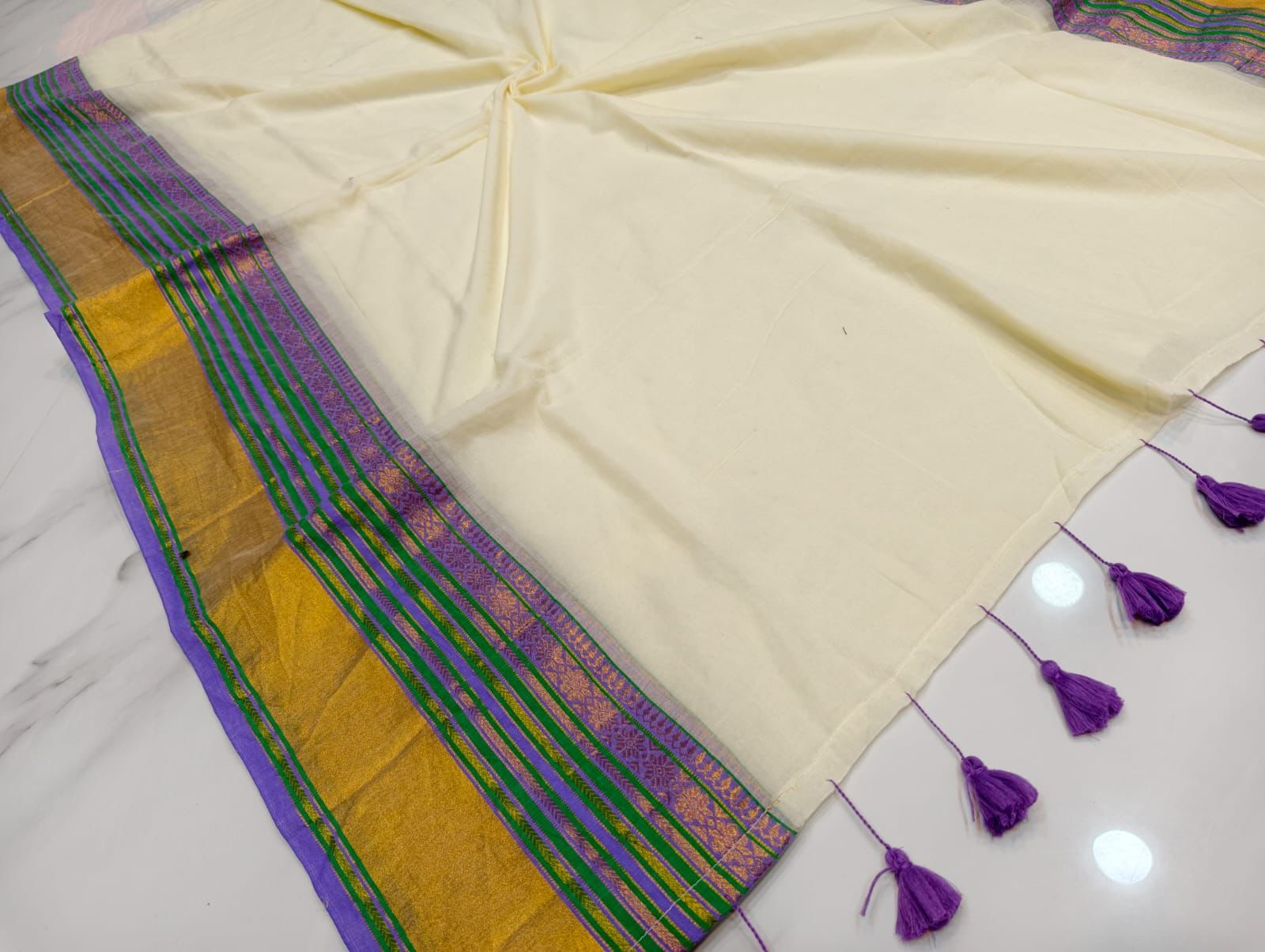 Sobita - 120 Mul Mul Handloom Cotton Saree