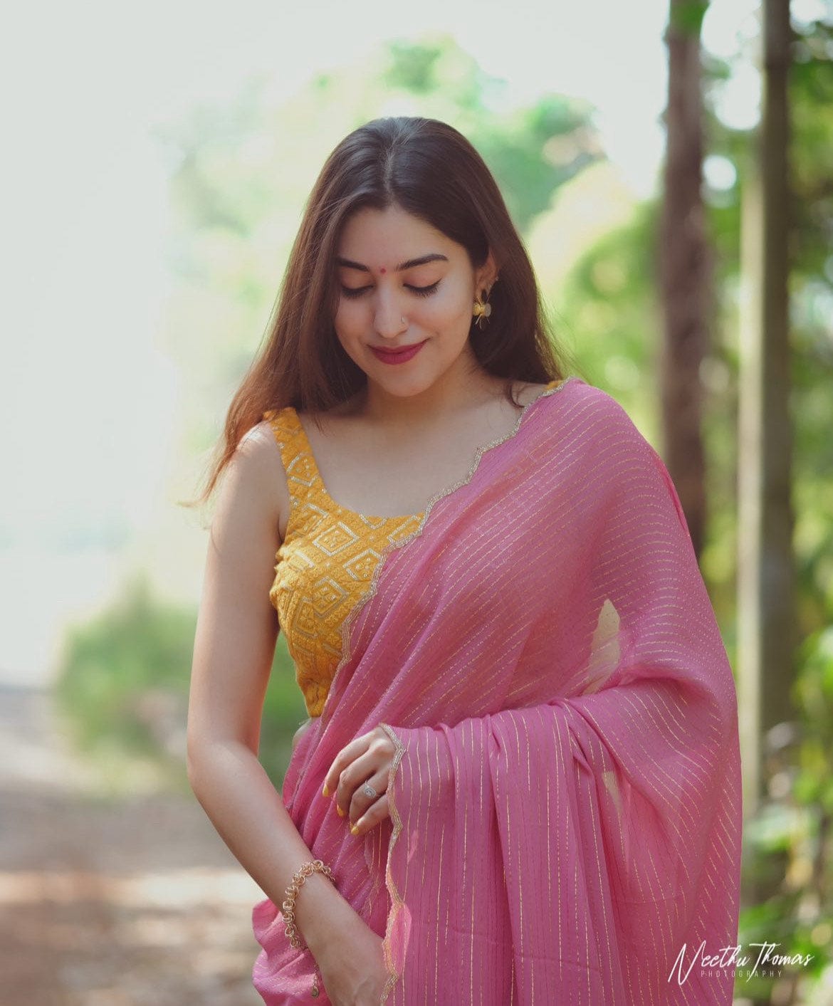 Liz - Premium Georgette Saree  with Contrast Yellow Blouse